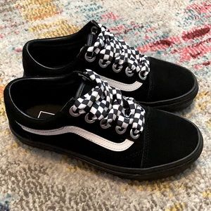 vans slip on wide